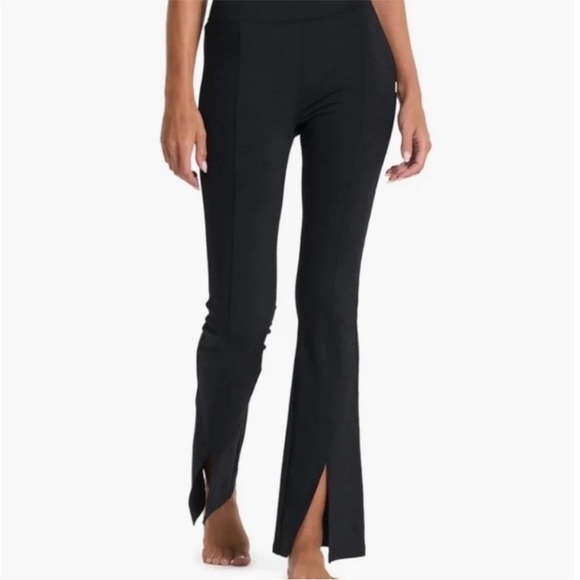 Vuori lux ribbed spilt hem bootcut pants size XS black in EUC - Picture 1 of 11